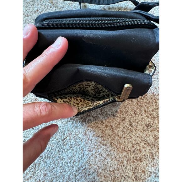 Travelon black purse/bag/crossbody bag; Small - Picture 7 of 10